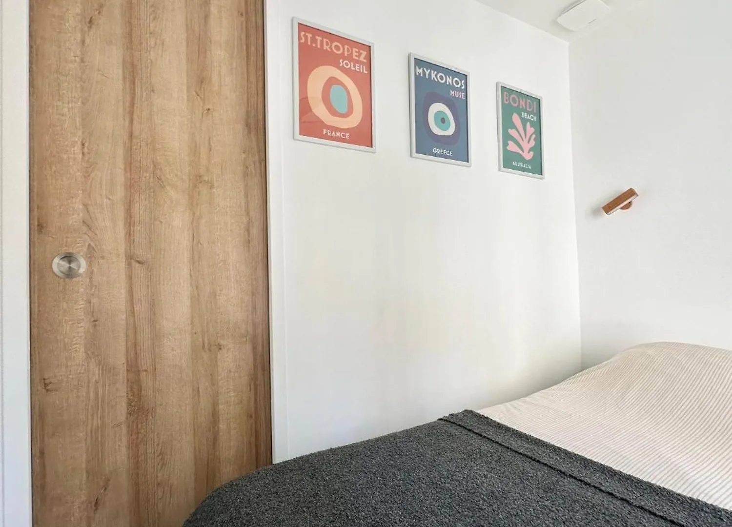 Modern Apt Near Montmarte 2 Mins From Metro Chateau Rouge Paris Daire